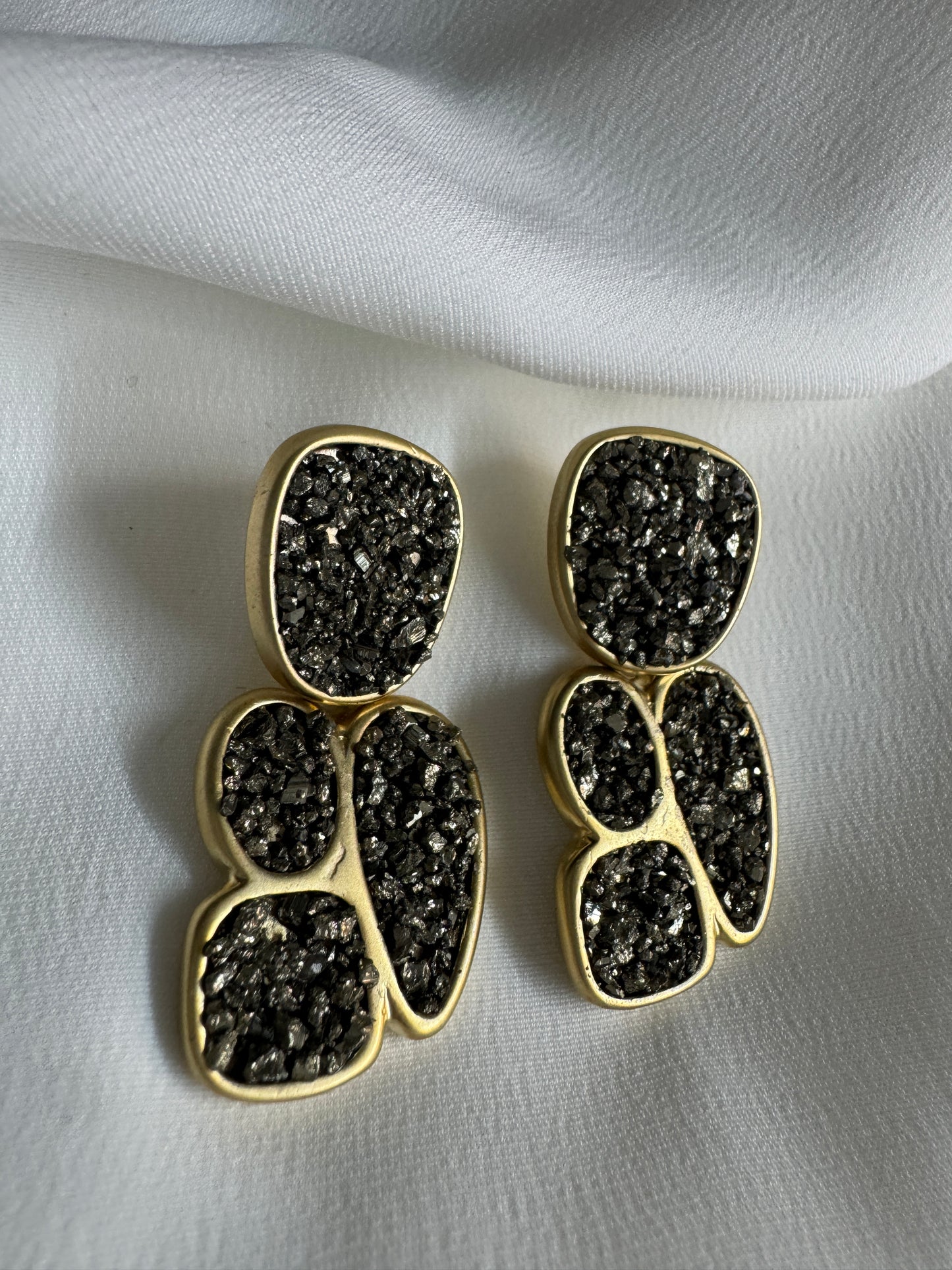 Brinco - Brinco de pedra