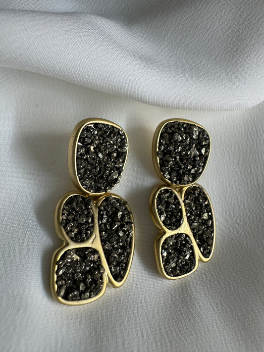 Brinco - Brinco de pedra