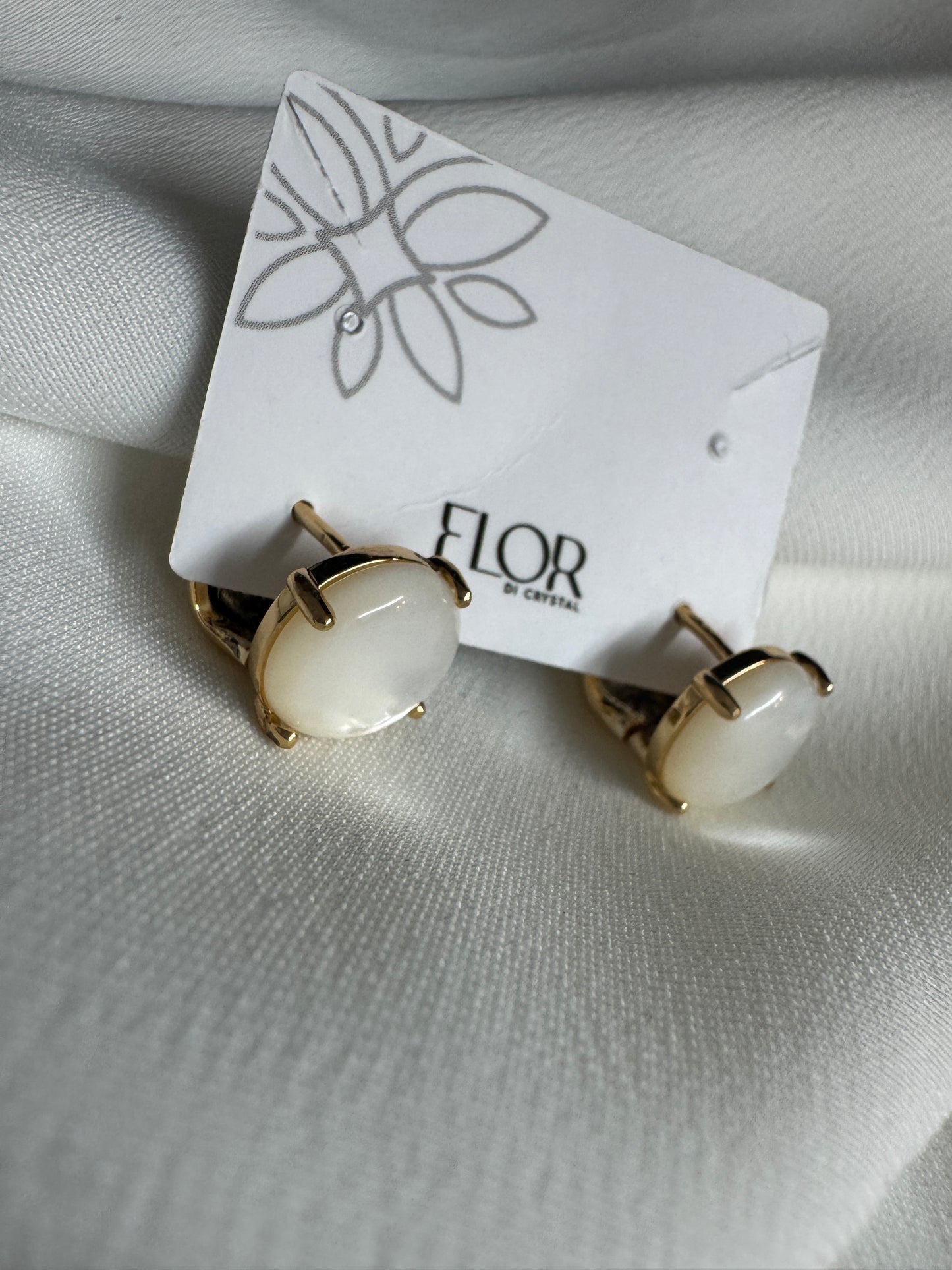 Brinco - Brinco argola em madre perola