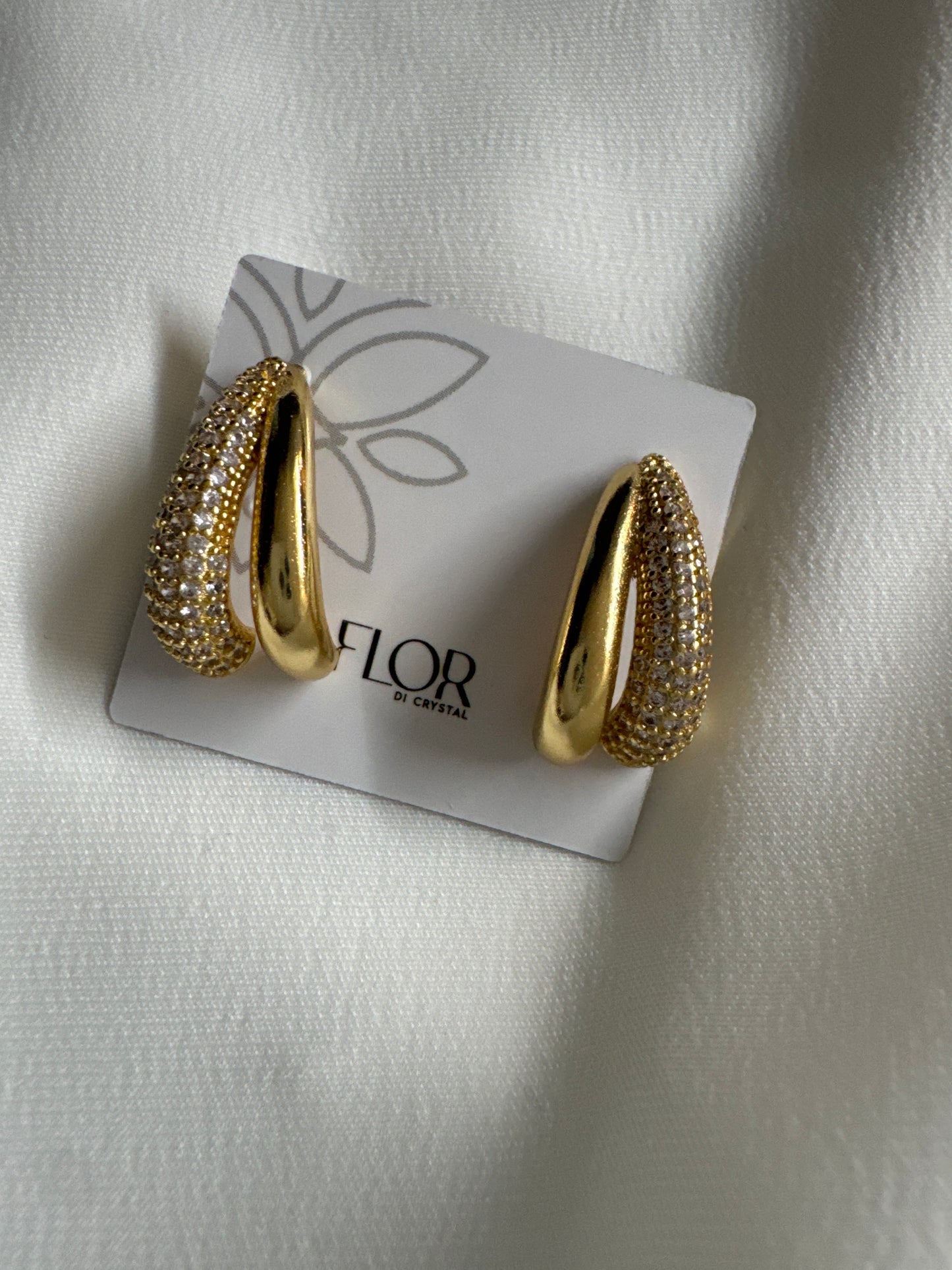 Brinco - Brinco liso e cravejado