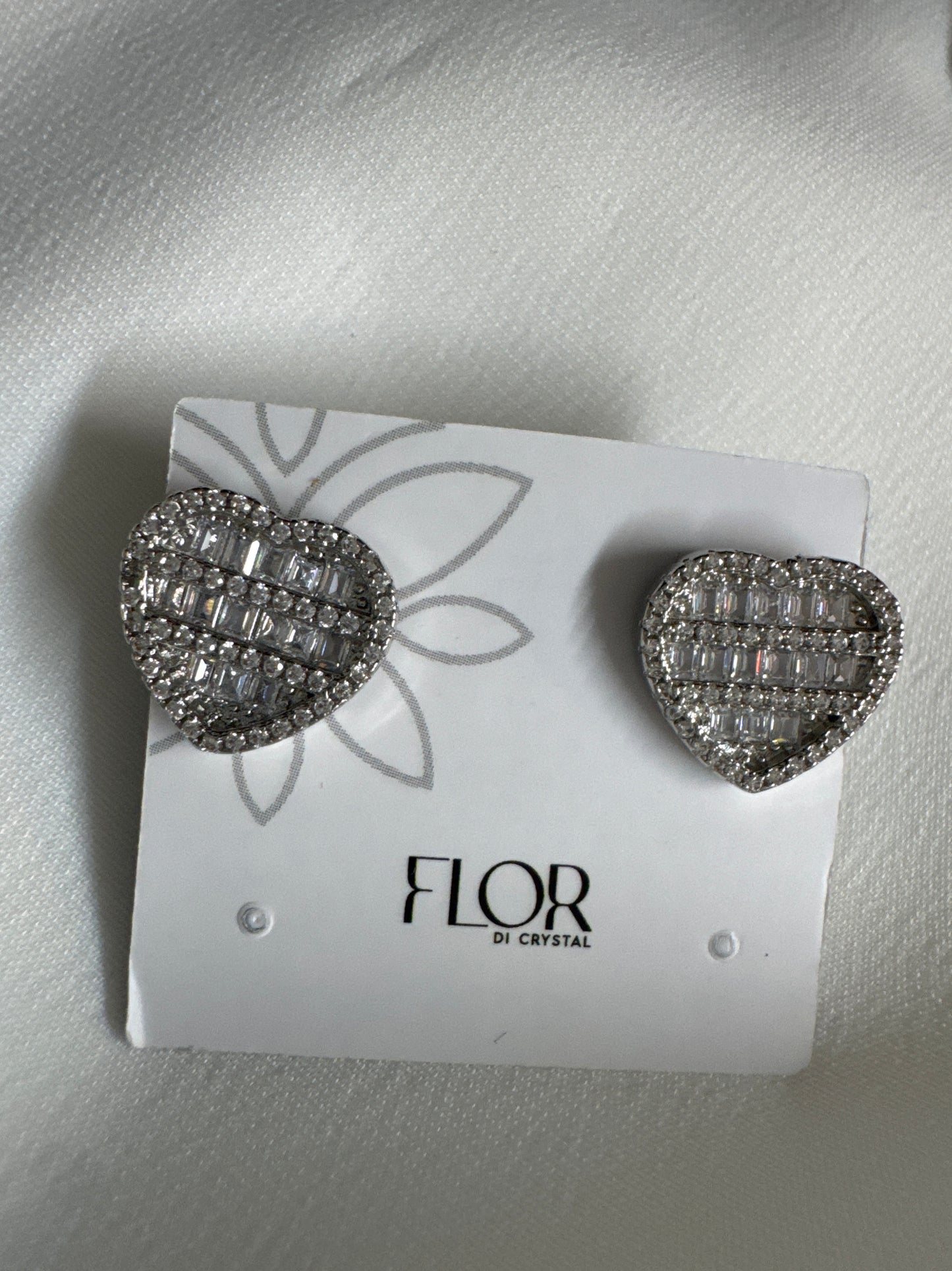 Brinco - Brinco coracao navete