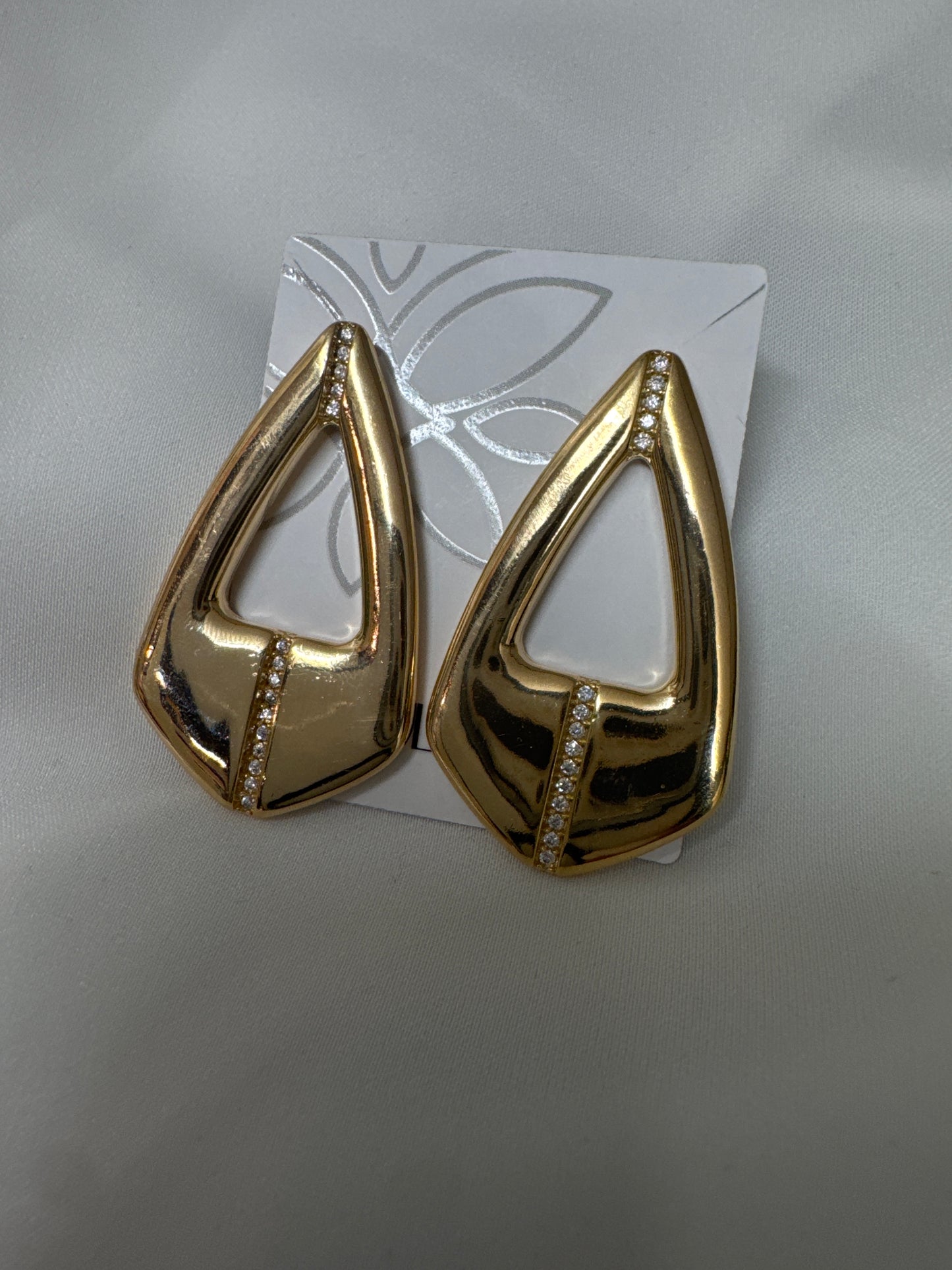 Outros - Brinco organico V cravejado