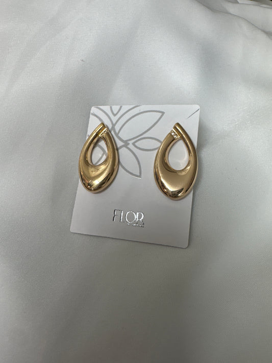 Outros - Brinco gota  fechada media vasada organica com