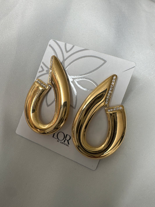 Outros - Brinco gota grande vasada aredondada grossa