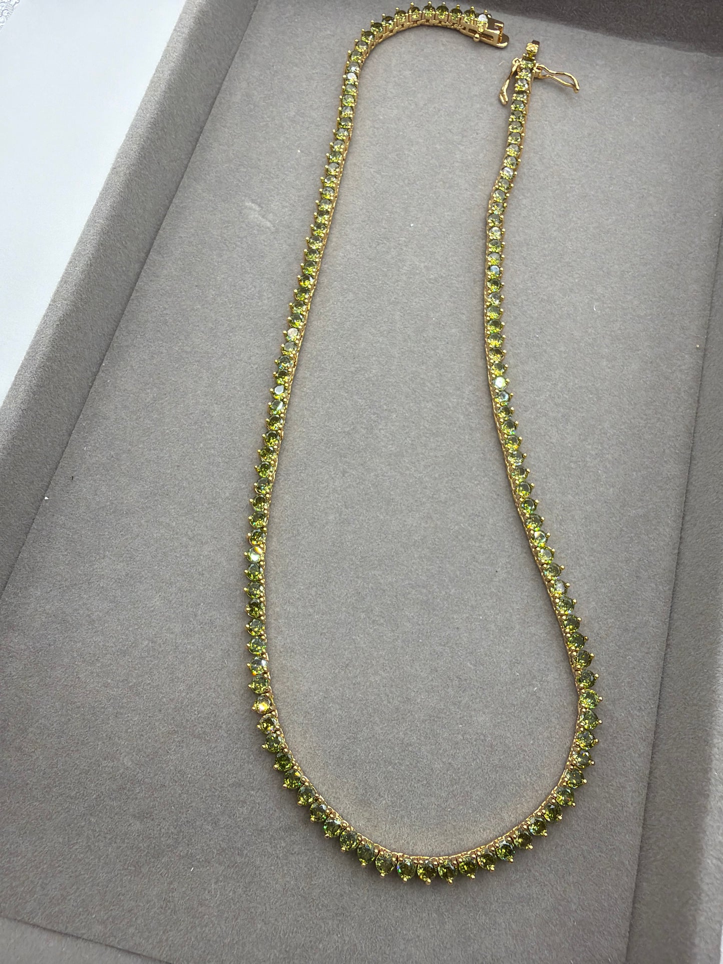 Colar - Rivieira 3mm Verde Pistachio 18k - 40cm