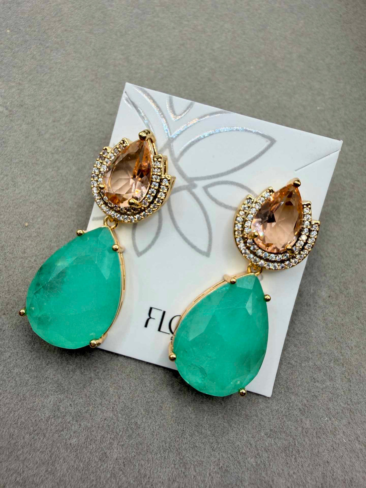 Brinco Zirconia Morganita e Pedra Fusion Verde 
