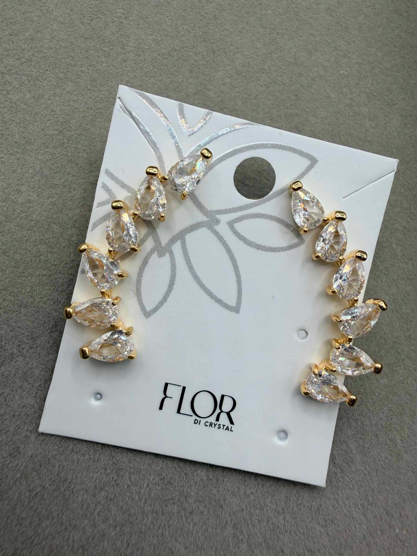 Brinco - Earcuff  cristal de rocha de Gotas delicado