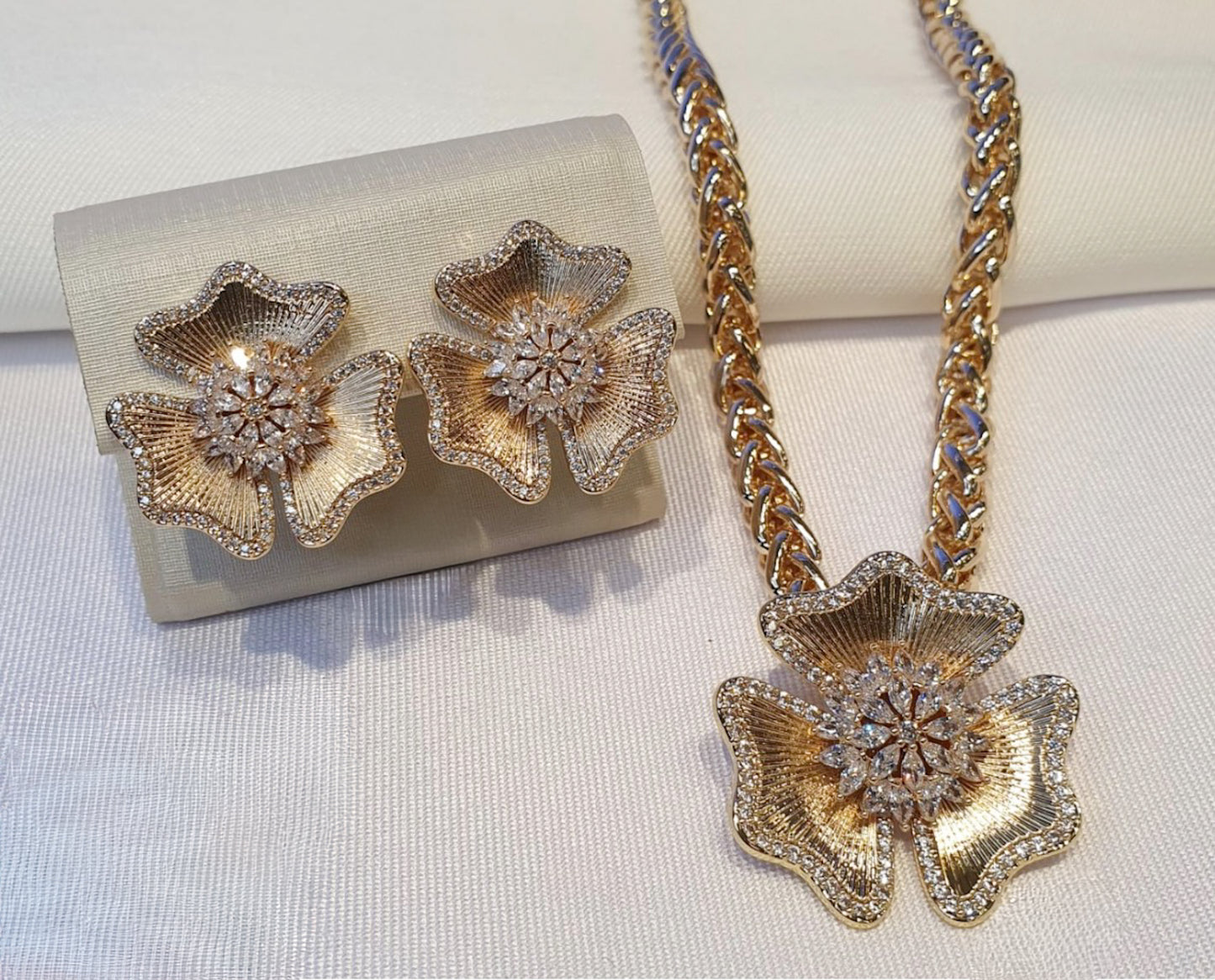 Conjunto - Conjunto de colar e pulseira