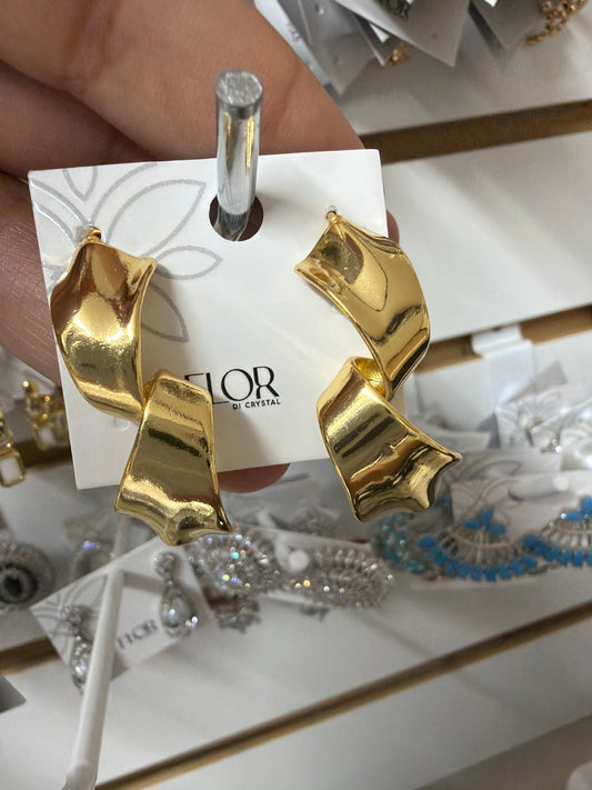 Brinco - Brinco Organico chapa torcida lisa