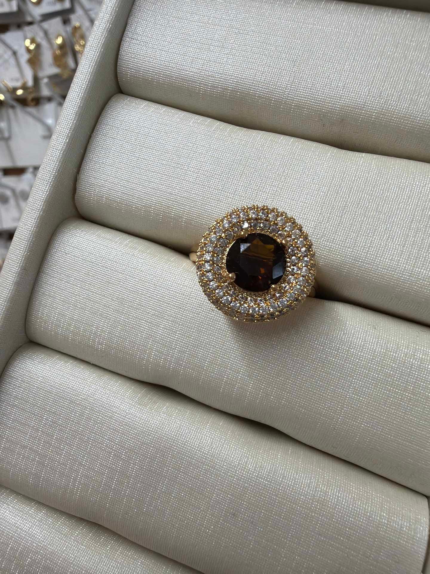 Anel cravejado Marrom Cafe - 