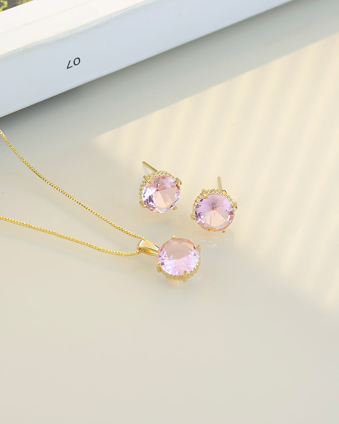 Small round baby pink Necklace & Earring Set