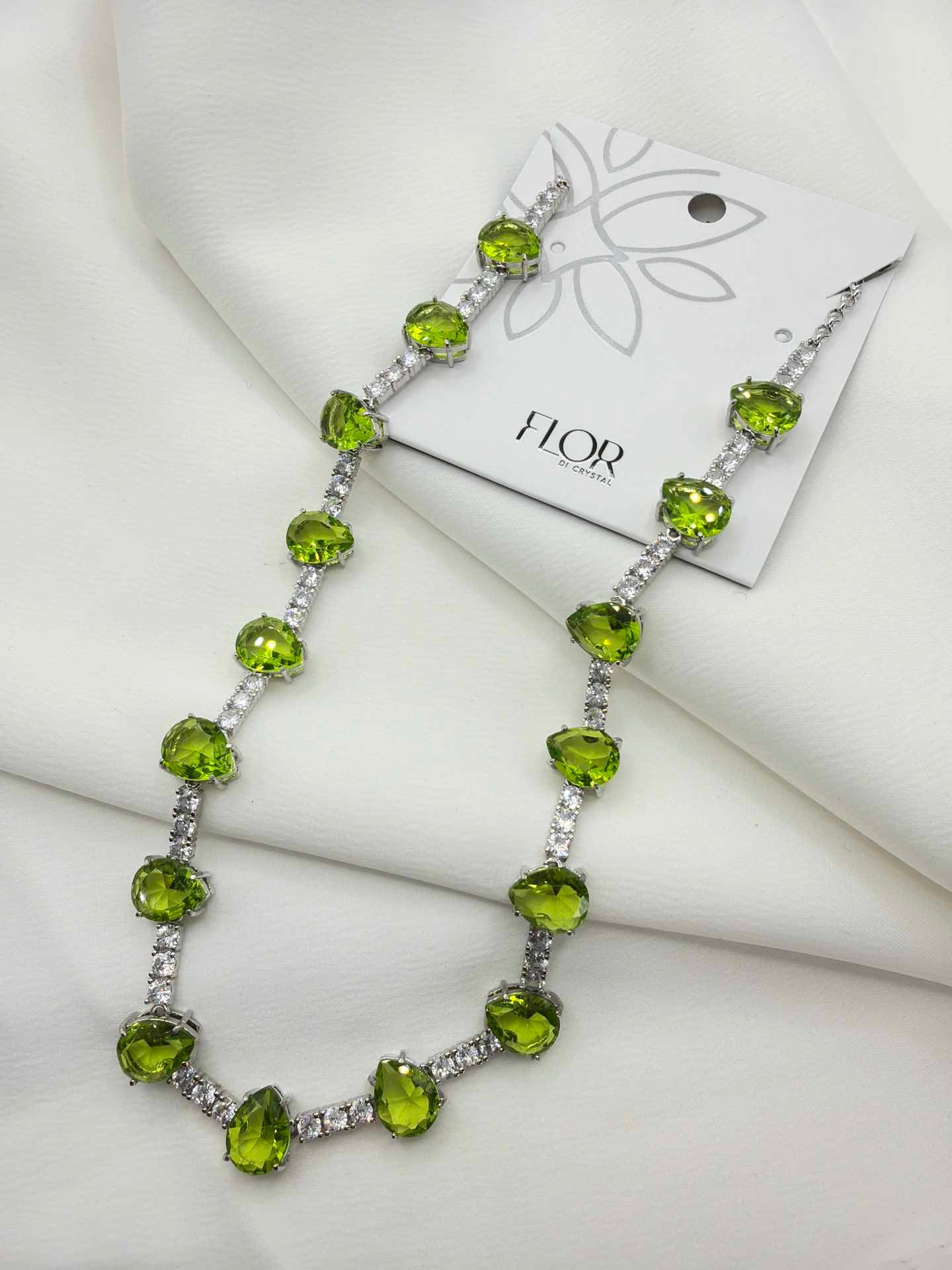 Large Elegant Tear drop green apple chocker with pave chain 