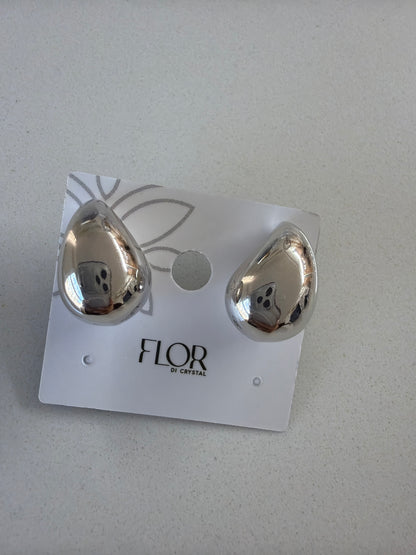Medium Teardrop earing