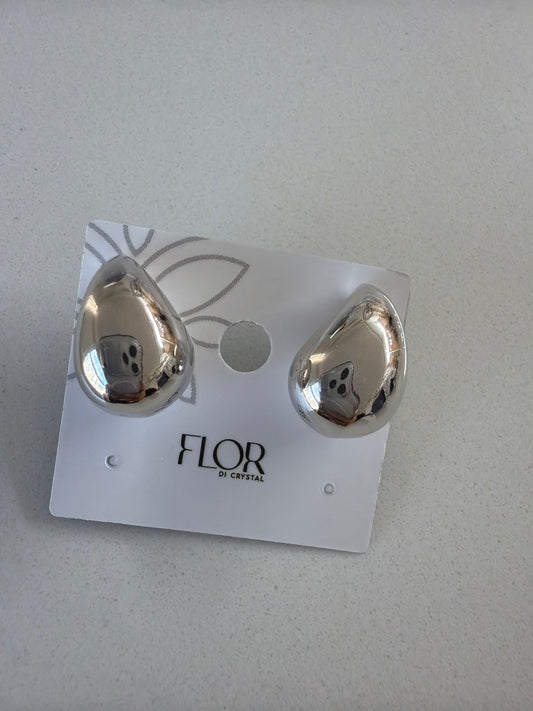 Medium Teardrop earing