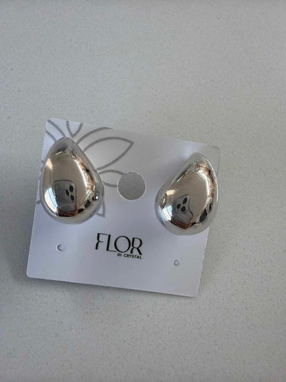 Medium Teardrop earing 