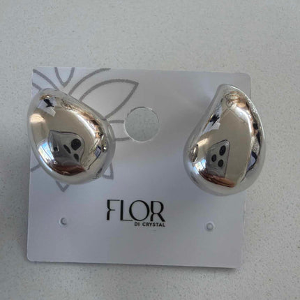 Small Teardrop earing 