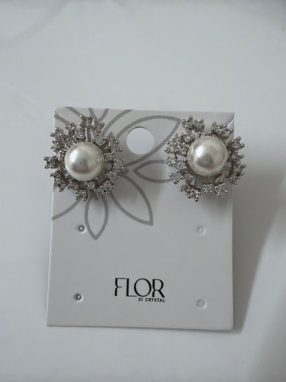 Pearl earing with scared halo cz