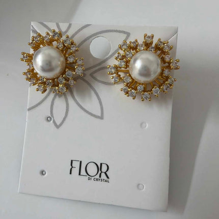 Pearl earing with scared halo cz 