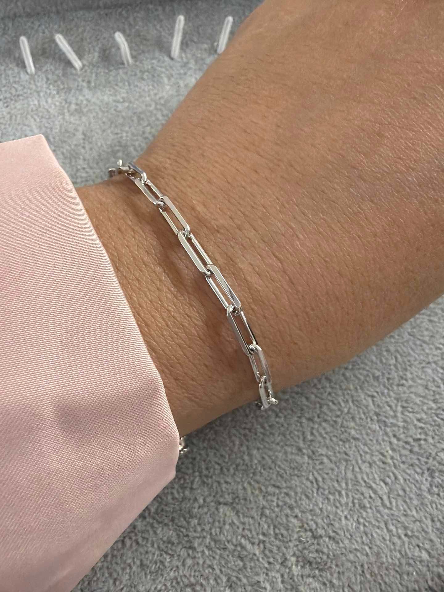 Delicate paperclip bracelete 