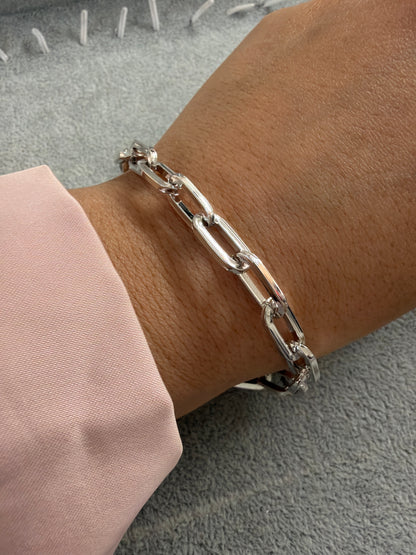Medium paperclip bracelete