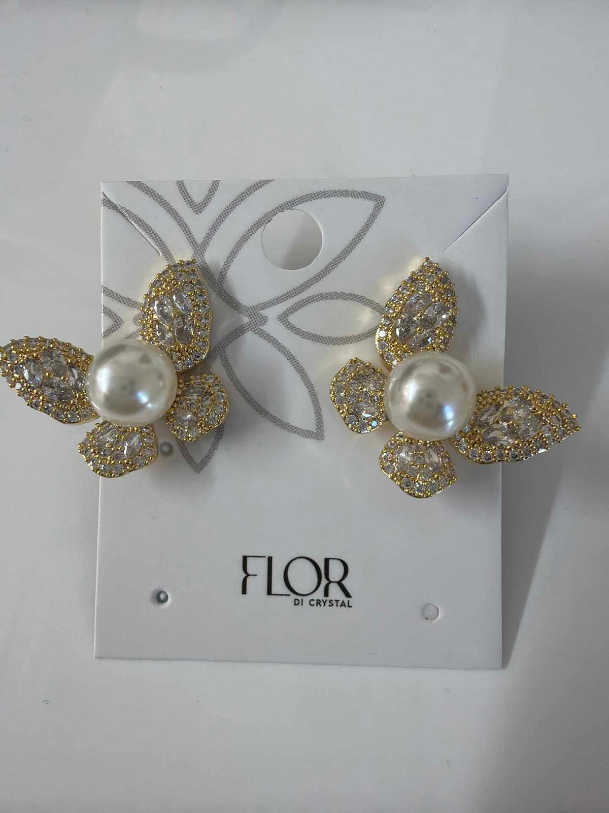Butterfly earing with pearl detail in cz pave