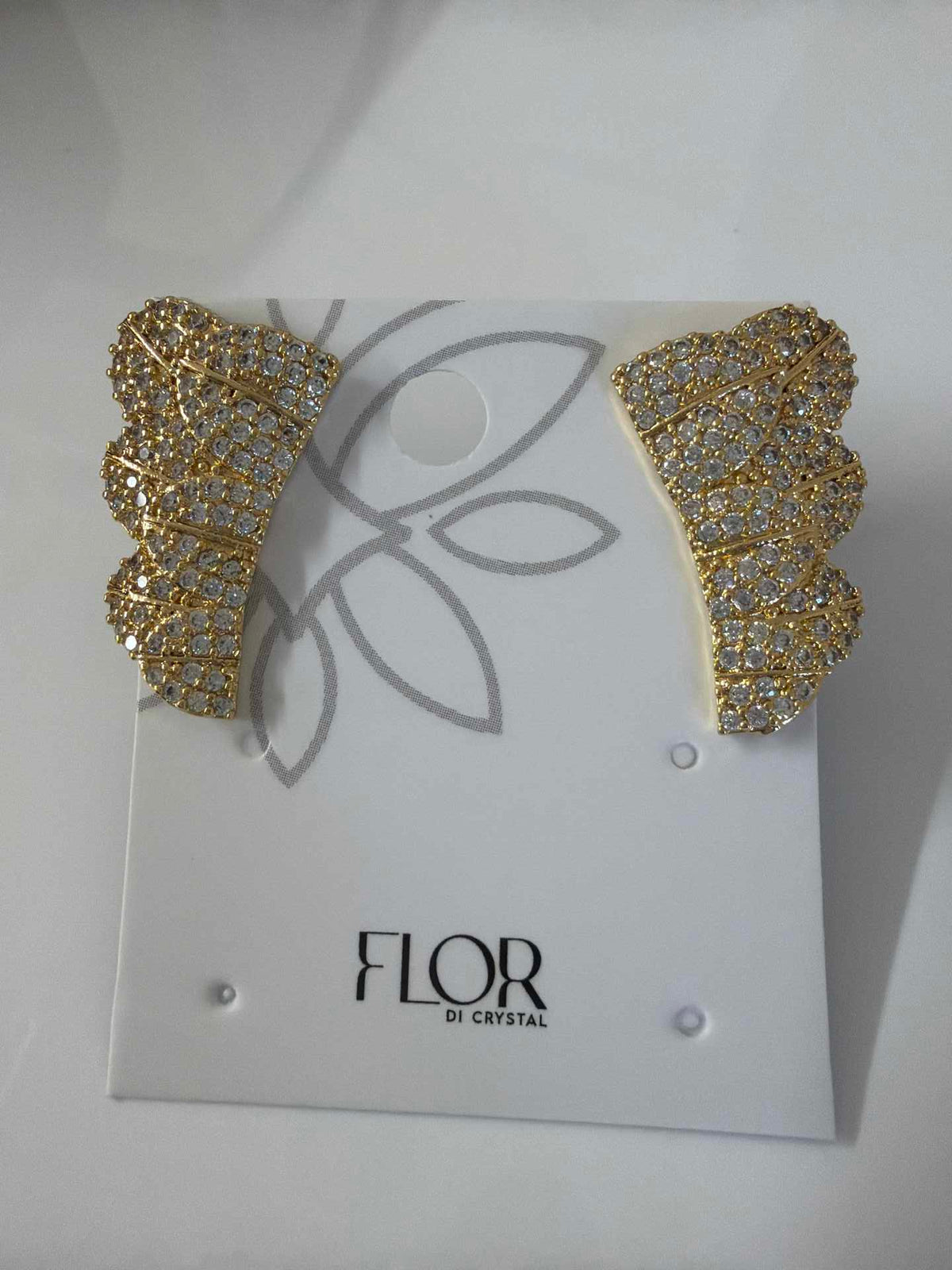 Half wing earing with  detail in cz pave