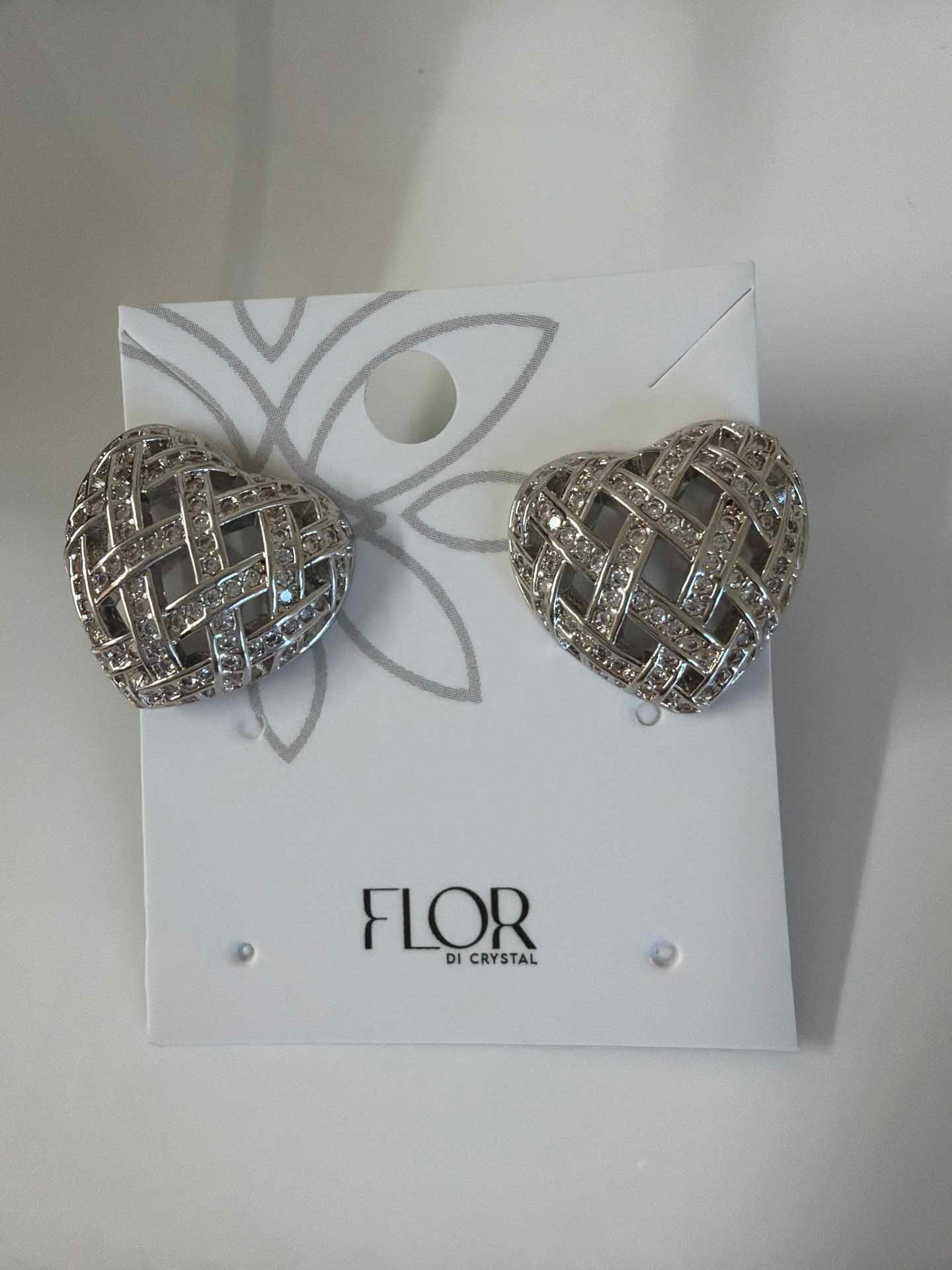 Heart basket patern earing  cz pave