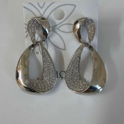 twisted look with cz pave
