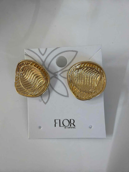 organic waves button earing 