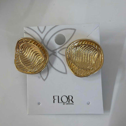 organic waves button earing 