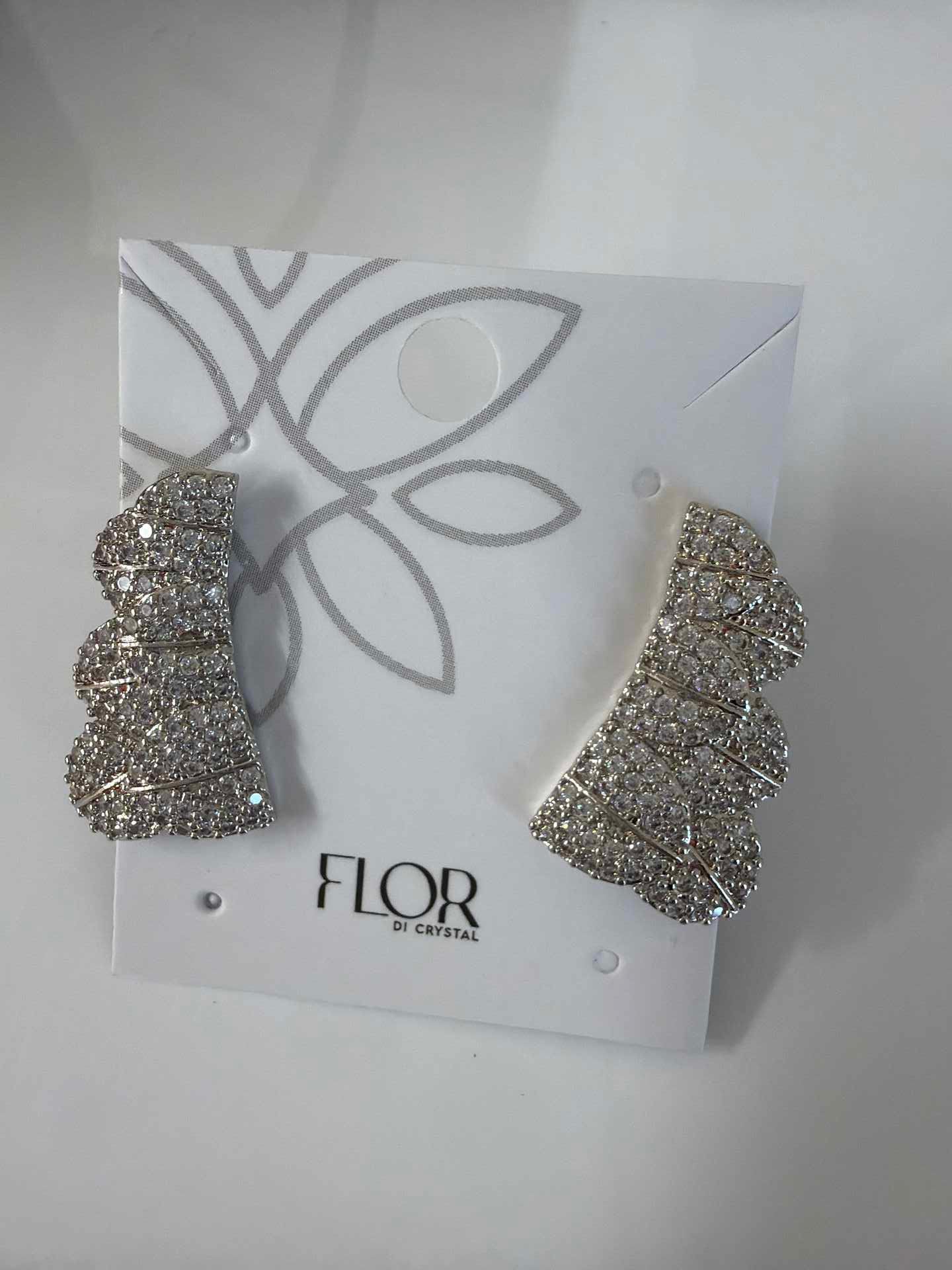 Half wing earing with  detail in cz pave