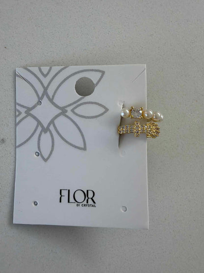 fake pircing w cz and pearls 