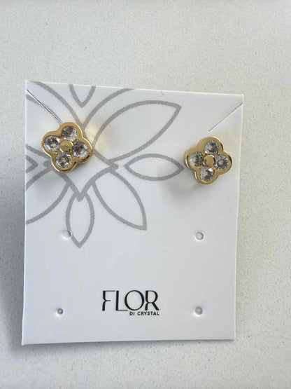 Flower with cz pave 