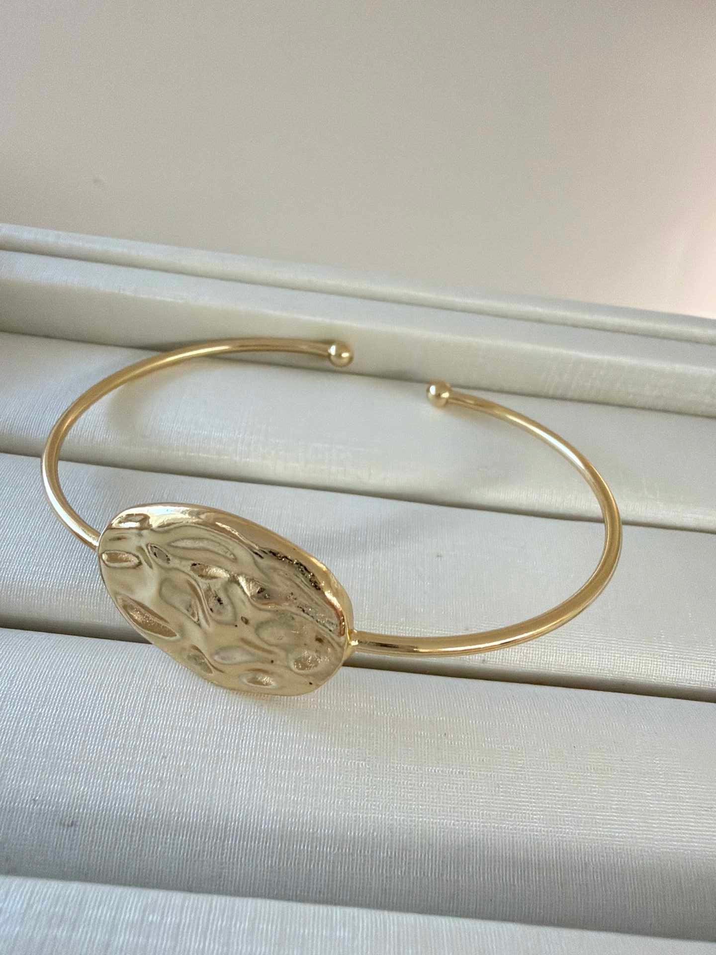 organic Oval bracelet