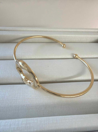 organic Oval perfurated bracelet