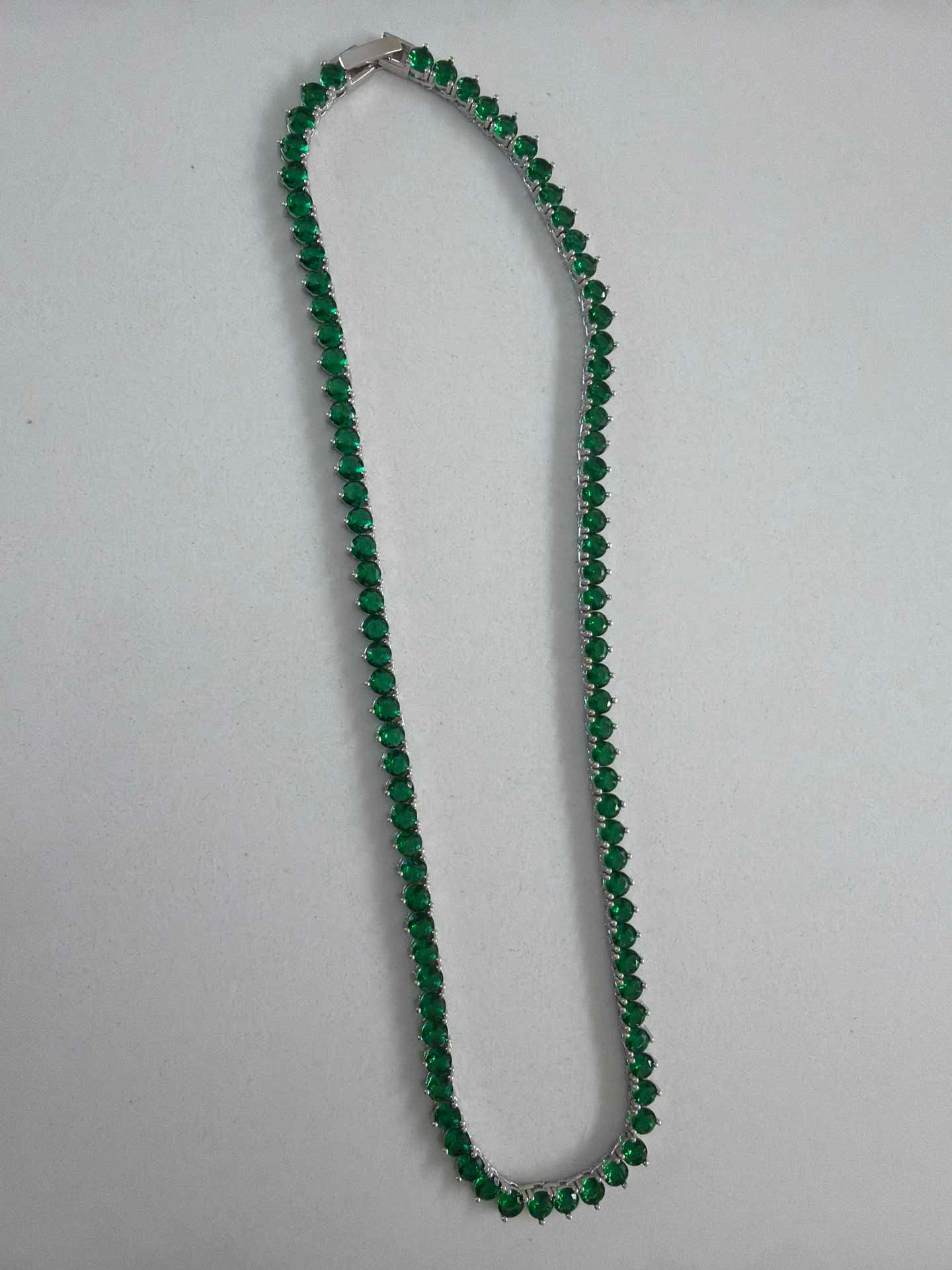 Tennis chain 4mm 40cm emerald green  cz