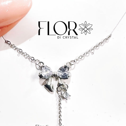 Colar - Lacinho cravejado  com detalhe de correntinha -rodio