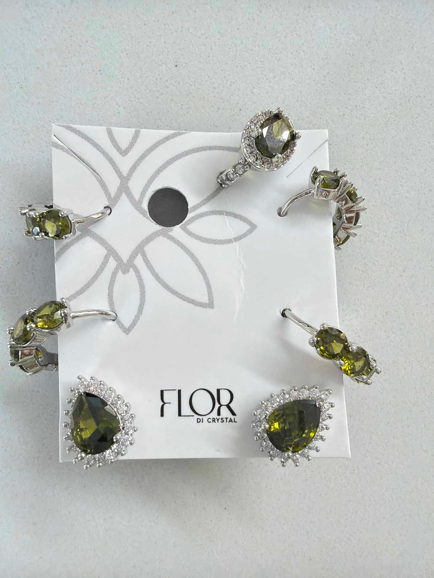 Trio com pircing luxo 