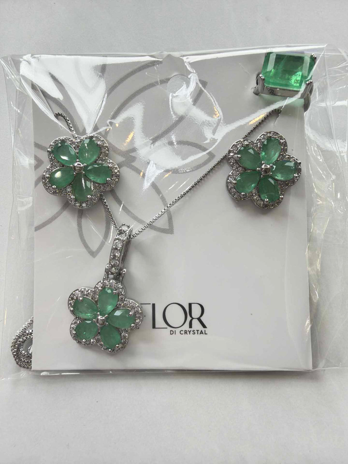 Flower Green fusion cz pave set 