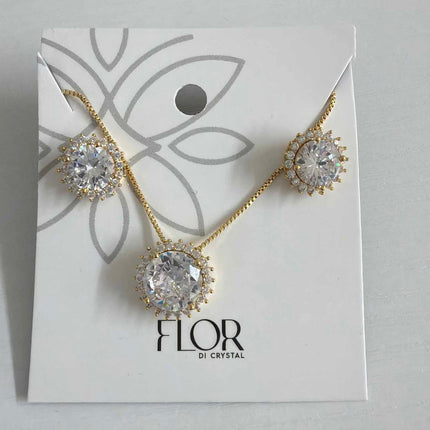 Round clear cz w/ halo cz pave set 