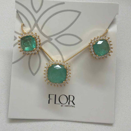 Square esmeralda fusion w/ halo cz pave set 
