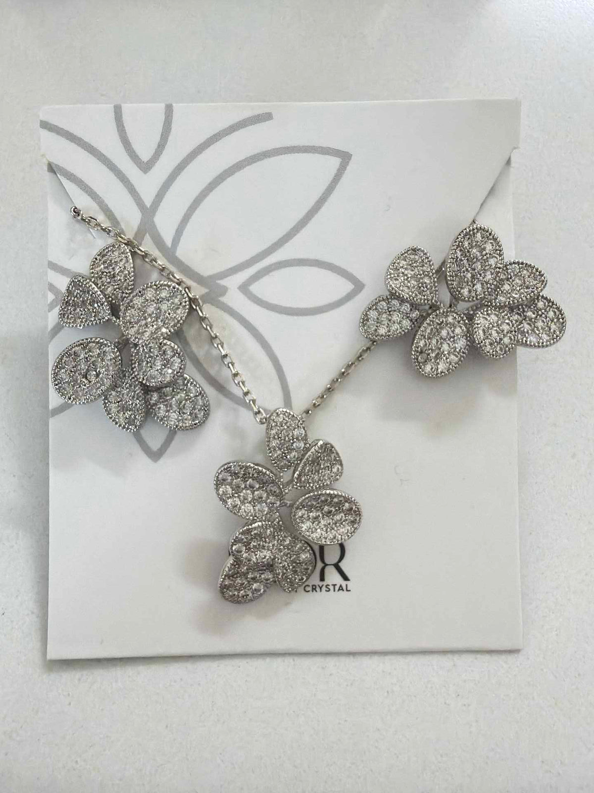 Luxury leaf set cz