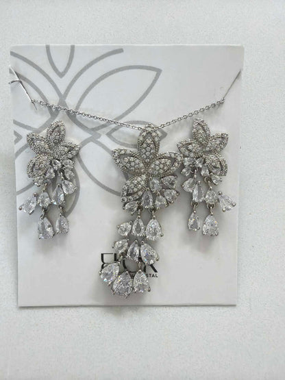 Luxury cascade flower set cz