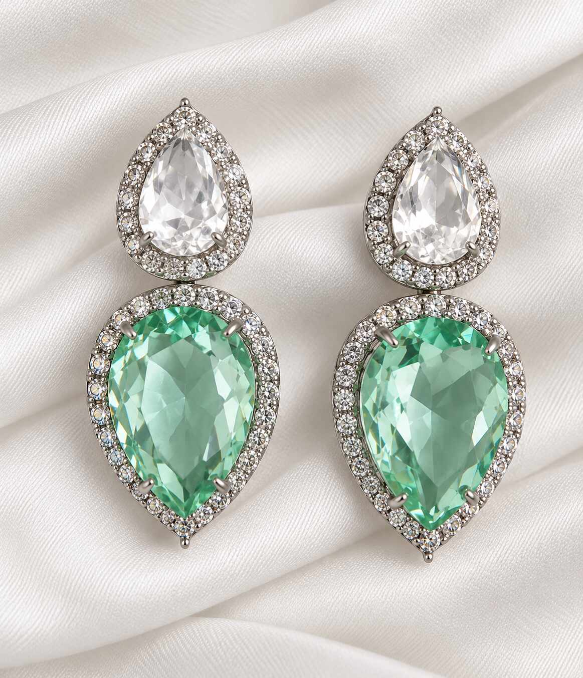 Brinco Luxo gotas Cristal e Verde aqua luxo 
