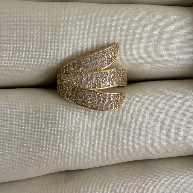 Pave feather ring # 6.5