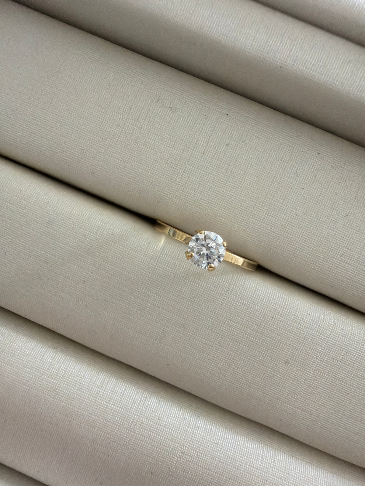 Anel solitario zirc 3mm aro liso 6
