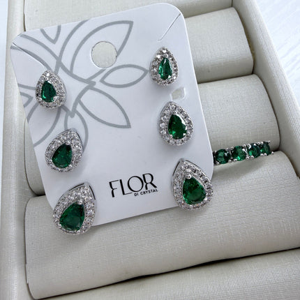 Trio gota verde com piercing fake ródio