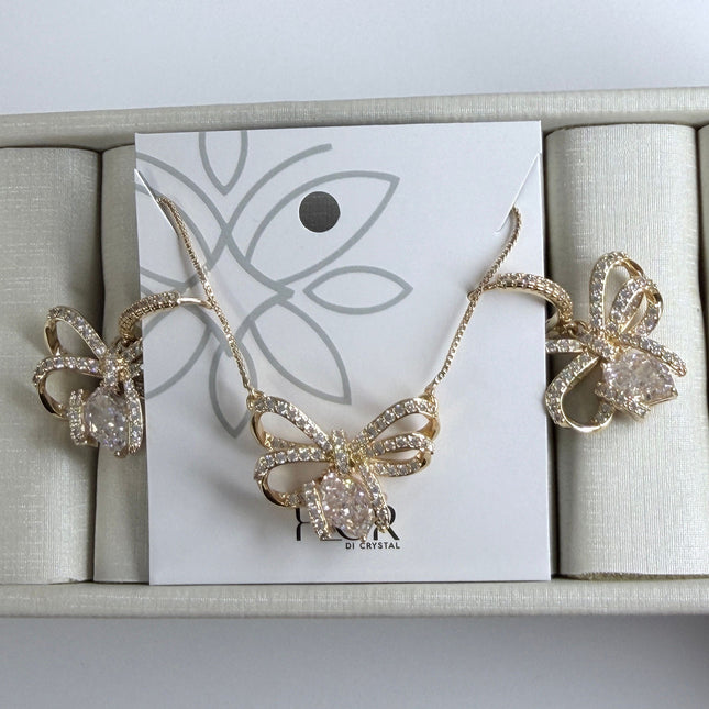 Conjunto colar e brinco laço cravejado em cristal
