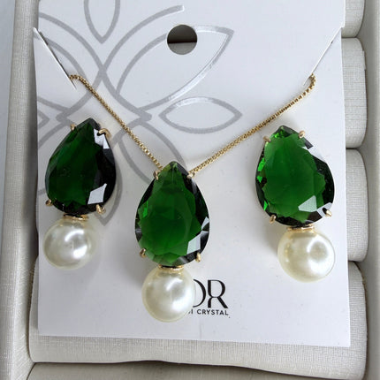 Conjunto colar e brincos gota verde esmeralda com pérola
