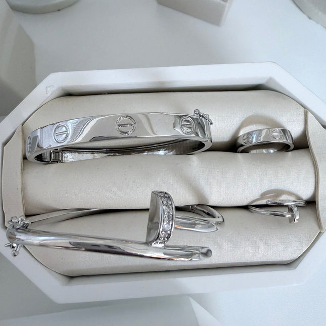 Kit braceletes anéis parafuso prego ródio